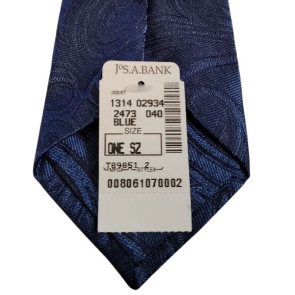 Jos. A. Bank Navy Paisley Tie - Picture 2 of 5